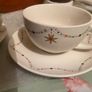 Aynsley Christmas Cups & Saucers Image 4