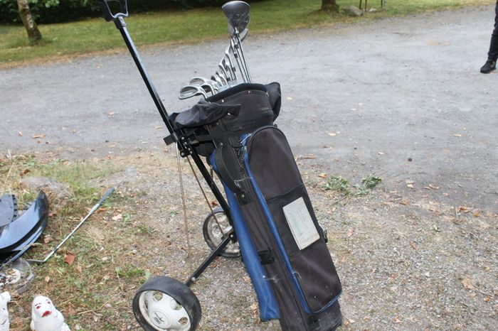 Golf clubs
