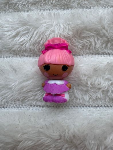 Lalaloopsy Tinies Swirly Figure Eight Girl approx. 3.5 cm. Used Please see photos
