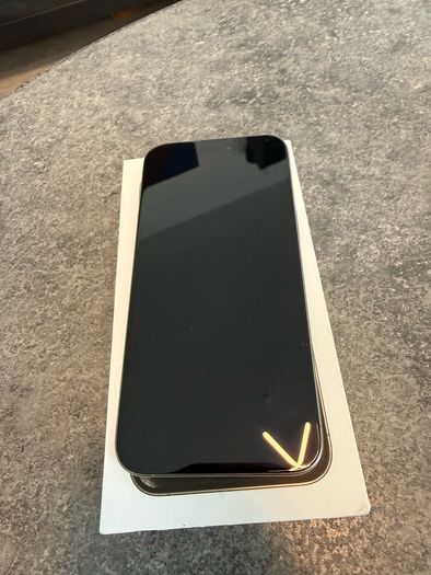 iPhone 15 Pro Max - Silver 256GB
