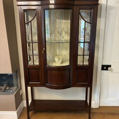 display cabinet