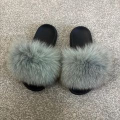 Fluffy grey sliders
