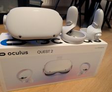 Oculus Quest 2 (64GB) VR Headset +Kiwi Comfort Support Kit