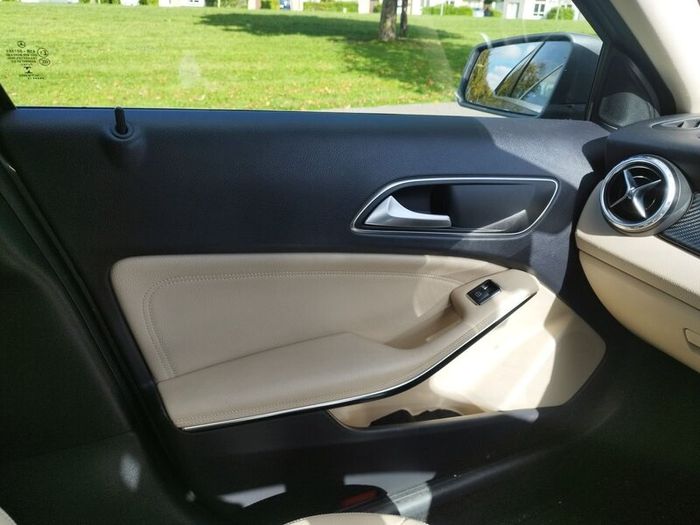 Mercedes-Benz GLA 2015