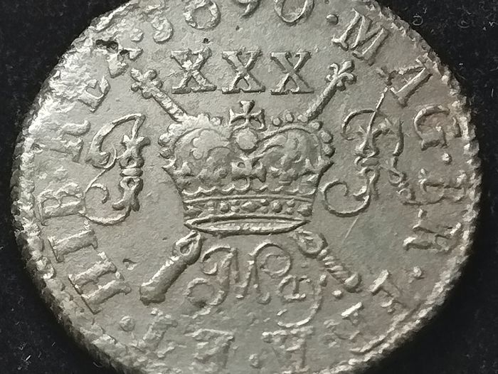 #867 - Ireland - 1690 - Half Crown - Gun Money