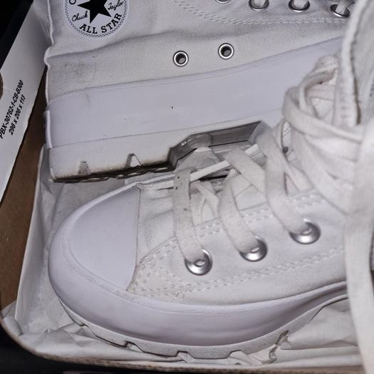 White chunky converse lugged