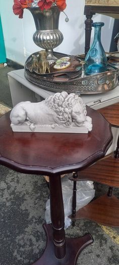 Sleeping Classic Lion Statue
