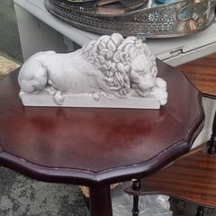 Sleeping Classic Lion Statue