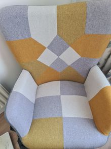 Accent chair