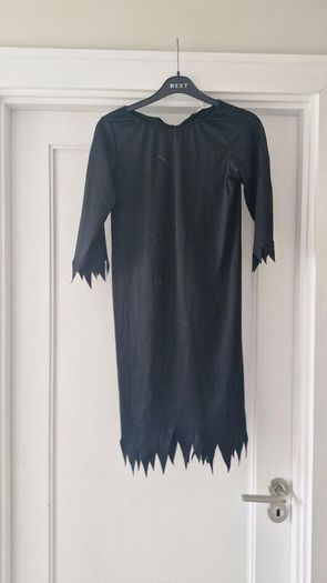 Black witch dreas