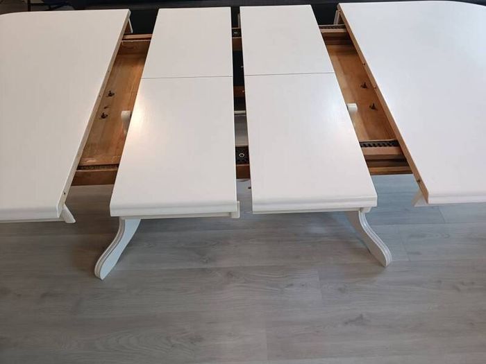 Solid wood heavy dining Table ( extendable )
