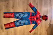 Spiderman costume age 6-8