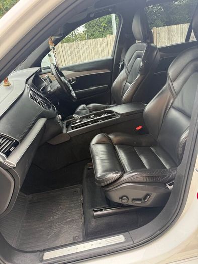 Volvo XC90 2016