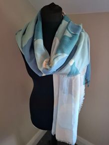 Gallery scarf