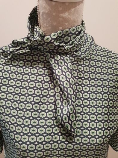 Zara geometric silky feel top uk10 bnwt