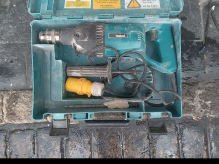 Makita 8406 Diamond Core Drill