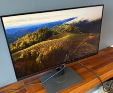 Dell 27" Monitor UP2716D