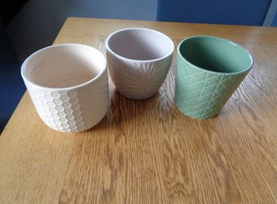 Ceramic Flower Pots x 3 for Sale