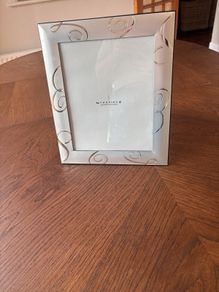 Newbridge silverware frame
