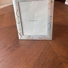 Newbridge silverware frame