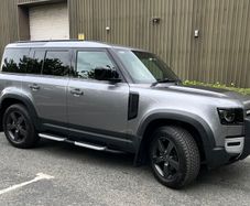 Land Rover Defender 2021
