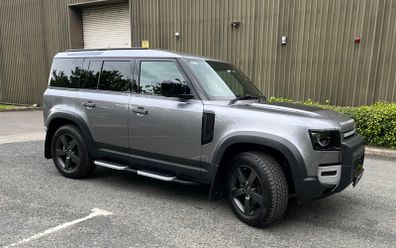 Land Rover Defender 2021