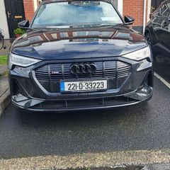 Audi e-tron 2022