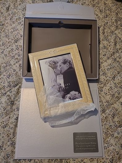 Tipperary Crystal Picture Frame (5 x 7)