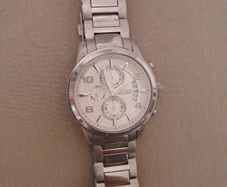Mens GUESS watch