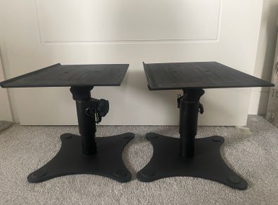 Gator Frameworks Monitor Stands