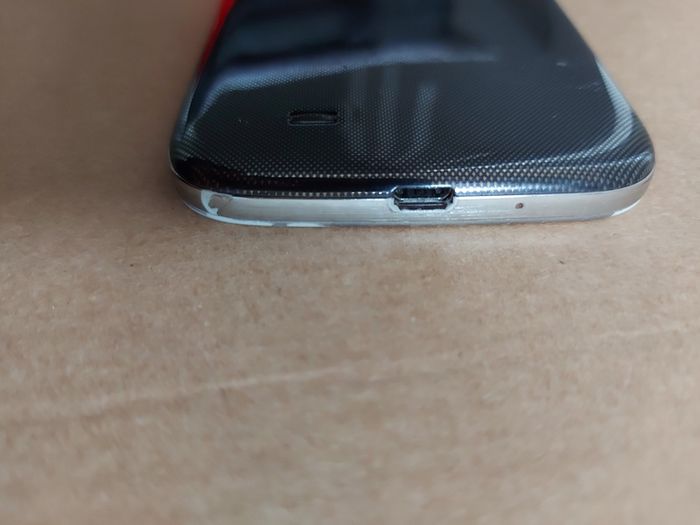 Samsung Galaxy S4, Model GT-19406, 16GB, working great and in excellent condition