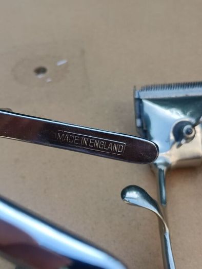 3 x Vintage Hand Hair Clippers