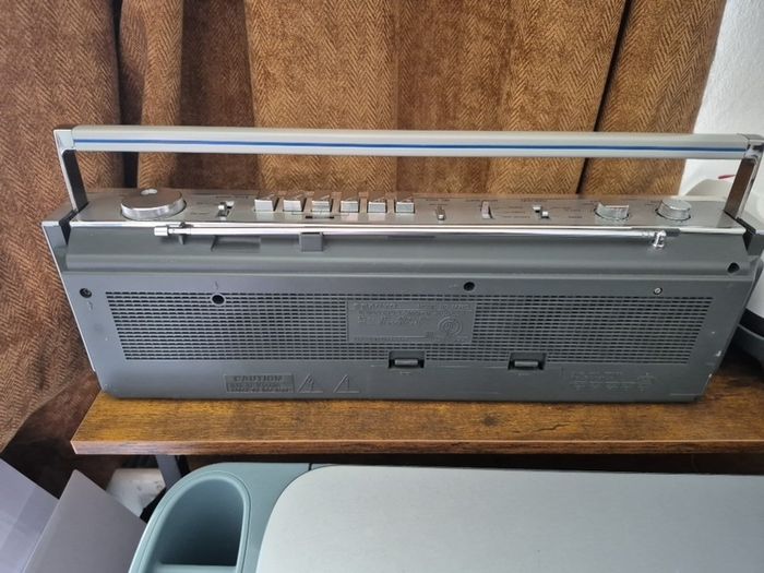 sanyo boombox