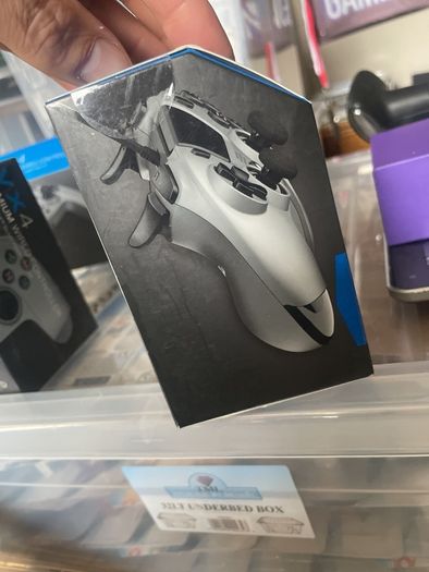 VX4 Premium wired controllerFor PS4 /PS4 slim/PS4 pro