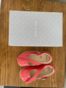 Clark's girls shoes (size 23, UK 6 1/2)