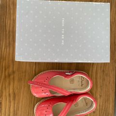 Clark's girls shoes (size 23, UK 6 1/2)