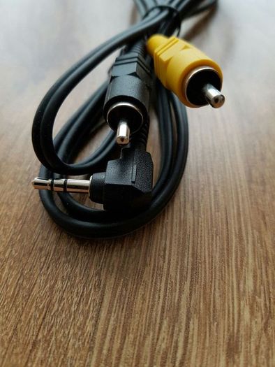 6Ft Mini AV 3.5mm 1/8' 4 pole plug to 3 RCA plugs cable