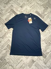 BNWT Reebok Speedwick Mens Activewear Workout T-Shirt Size Medium Navy Blue