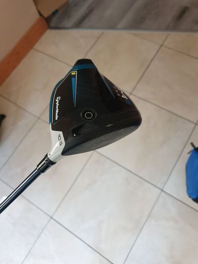 Golf clubs