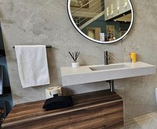 Visobath floating Nomad ex-display unit and basin