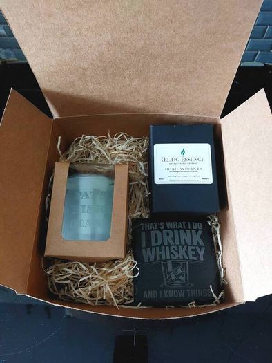 Whiskey Gift Set with Personalised Whiskey Glass