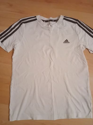 Adidas Tshirt Age 11-12 yrs