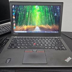Lenovo Thinkpad X250 laptop