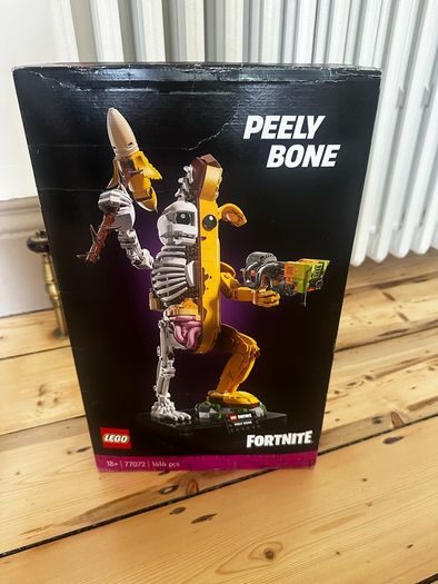 Lego Fortnite Peely Bone