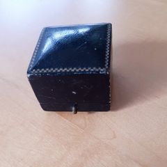 Antique Dublin ring box