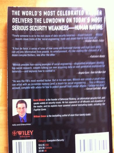 The Art of Deception by Kevin Mitnick