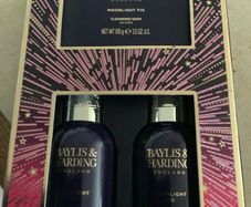 Baylis & Harding Set