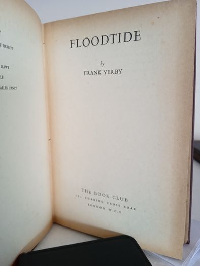 Floodtide by Frank Yerby (GT591)