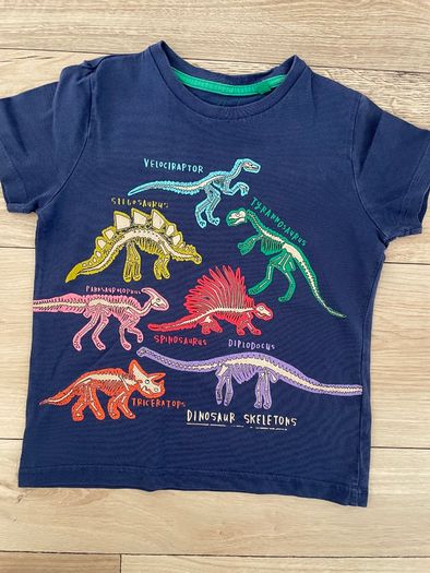 Glow in the dark Mini Boden boys T-shirt size 5/6 years old