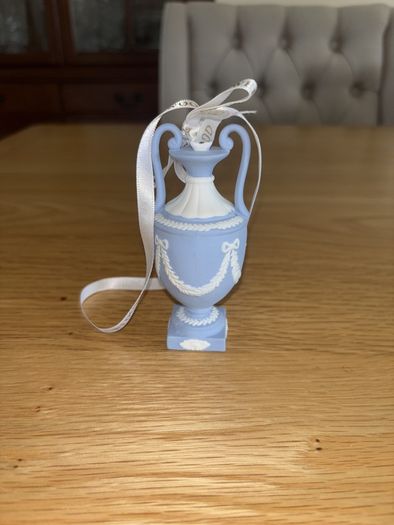 Wedgwood Christmas Tree Georgian Urn Ornament